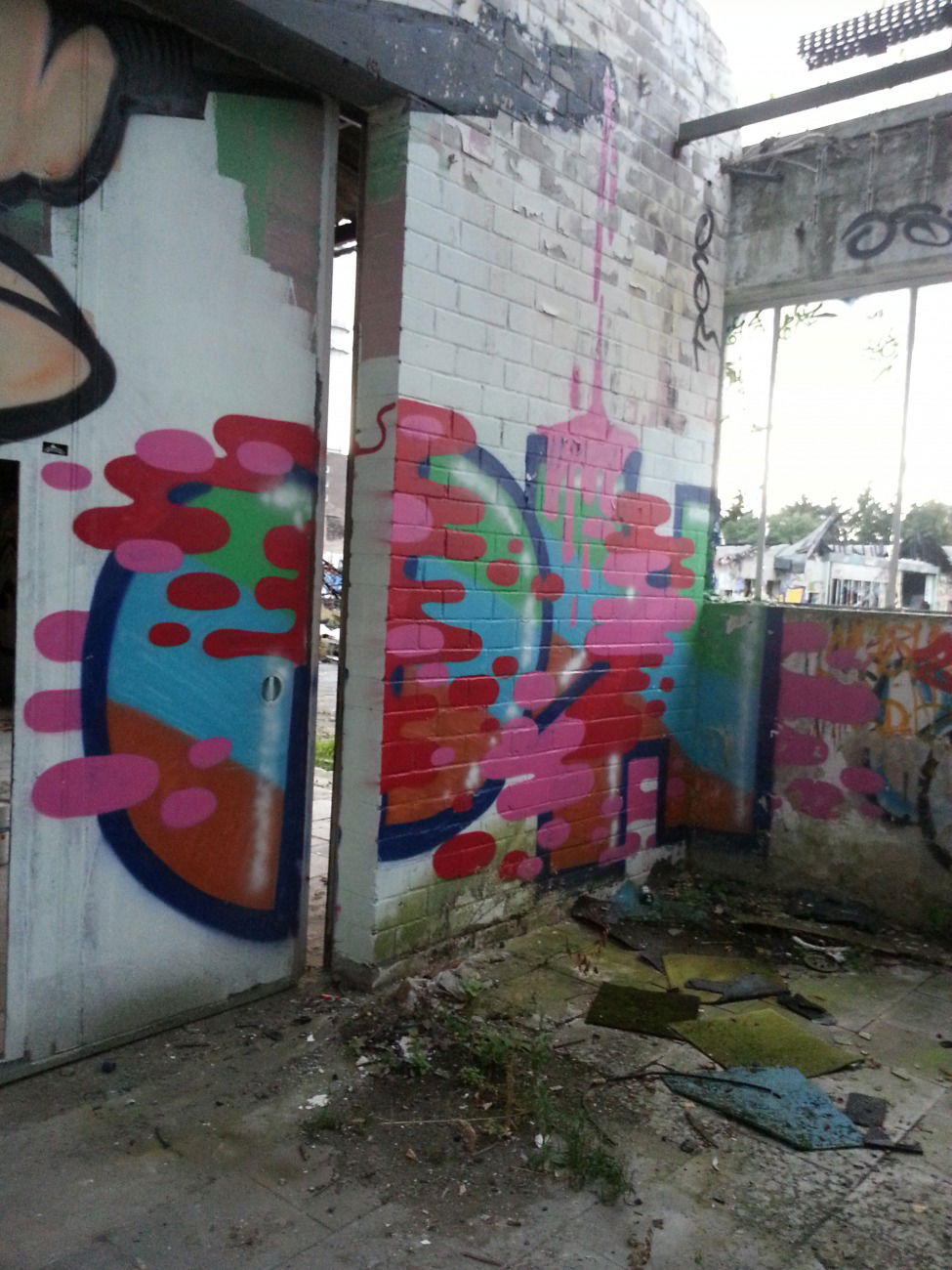 Graffiti Wall - Photo by kshone - oh