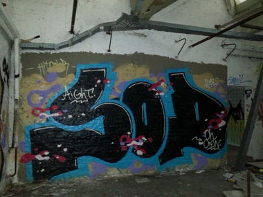 Graffiti Wall - Photo by kshone - aigh, alright, oh