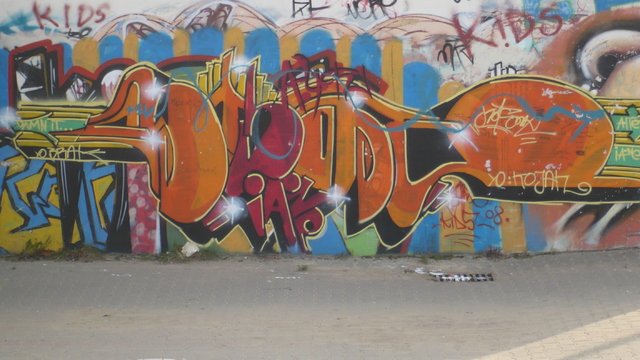 Graffiti Wall in ?ory - Photo by ktos - ktos, maxcrew, snfcrew (20..)