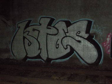 Graffiti Bombing in ? - Photo by ktos - ktos, max, maxcrew (2014)