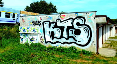 Graffiti in Władysławowo - Photo by ktsOikBats1 - Kts, oik, bats