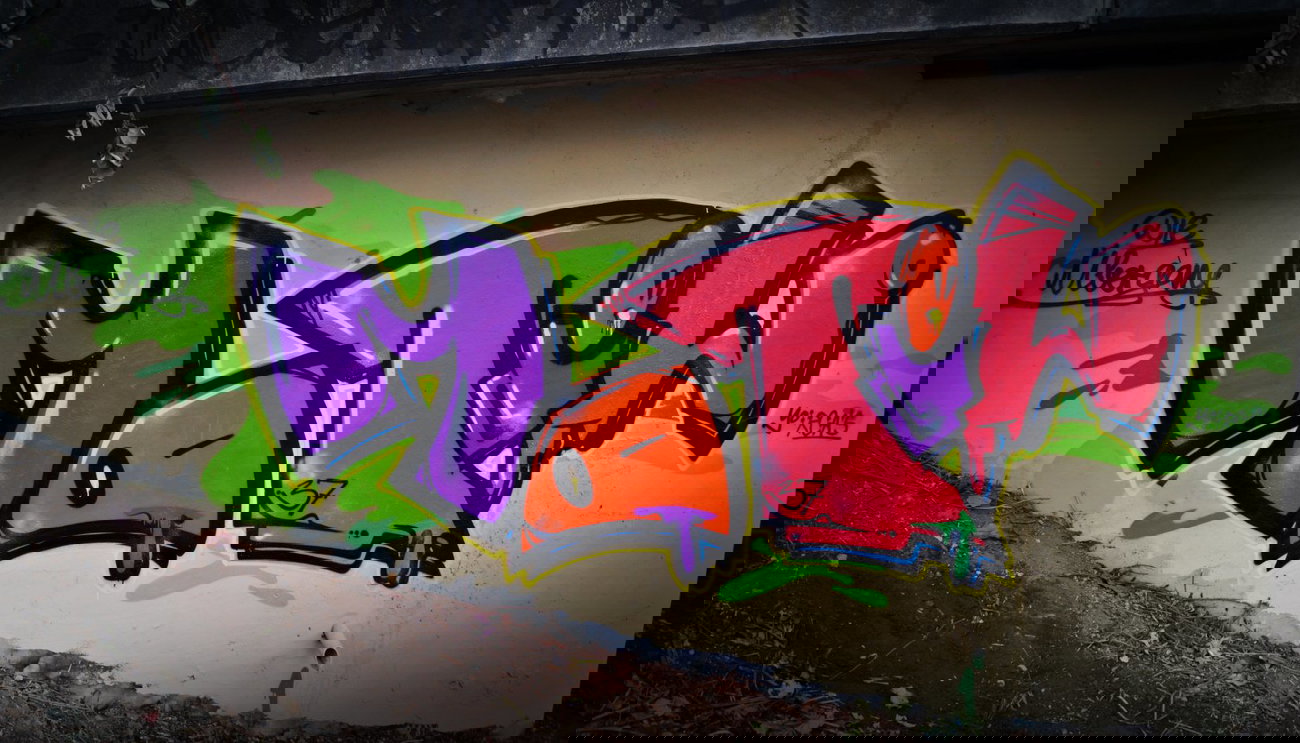 Graffiti Wall - Photo by kuerbiskerne37 (2014)