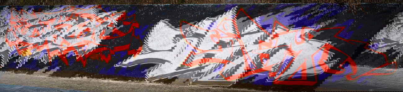 Graffiti Wall - Photo by kuerbiskerne37 (2014)