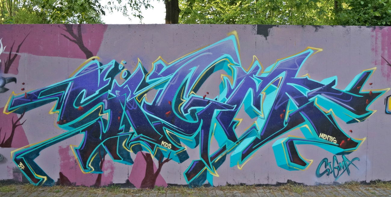 Graffiti Wall - Photo by kuerbiskerne37 - KDS