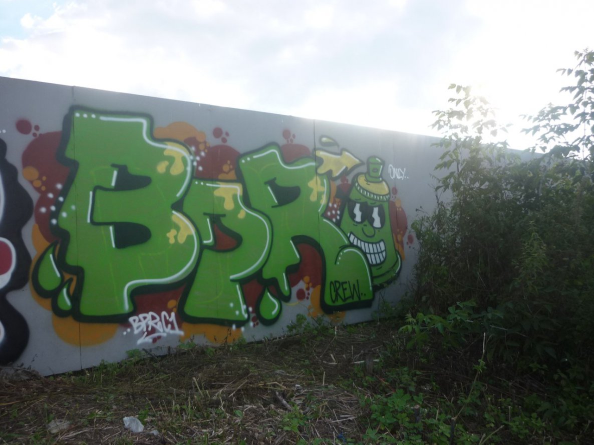 Graffiti Wall - Photo by kuireone - Bpr (2013)