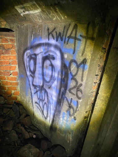 Graffiti Wall - Photo by kwiatXwhoyou