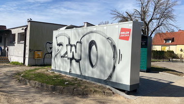 Graffiti Bombing - Photo by kwiatXwhoyou