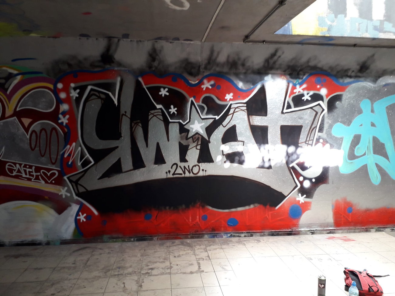 Graffiti Wall - Photo by kwiatXwhoyou - piece, chrome (2026)