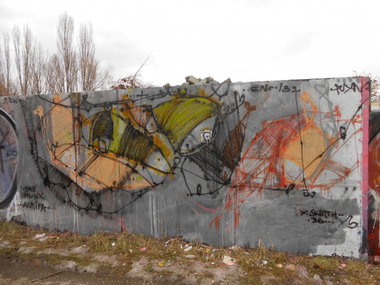 Graffiti Wall - Photo by kybzer