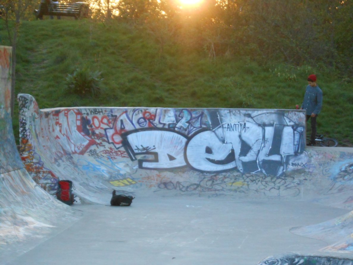 Graffiti Bombing - Photo by kybzer