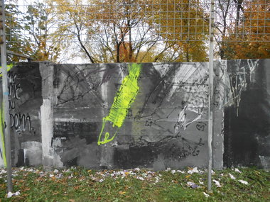Graffiti Wall - Photo by kybzer