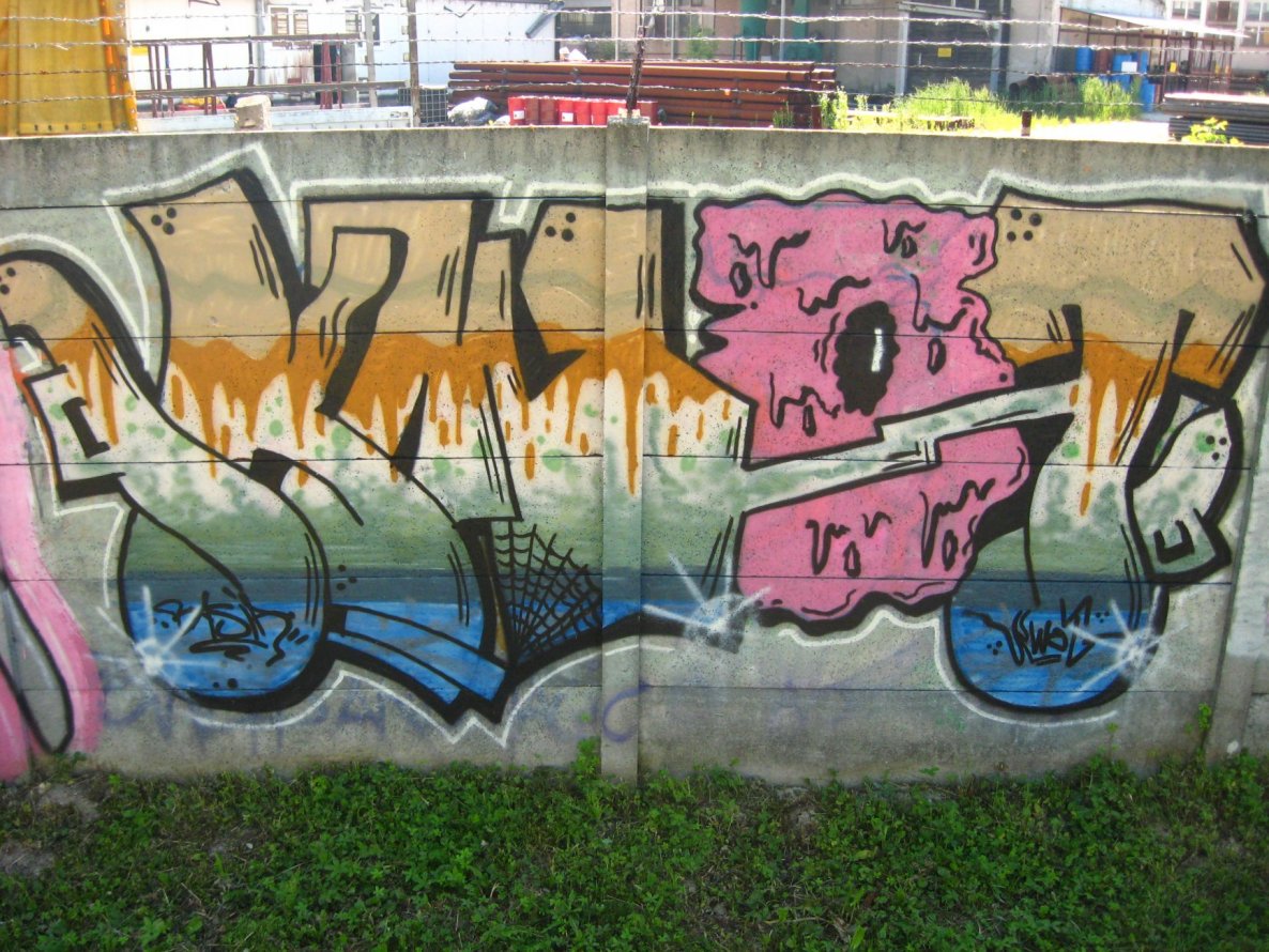 Graffiti Wall - Photo by laborant