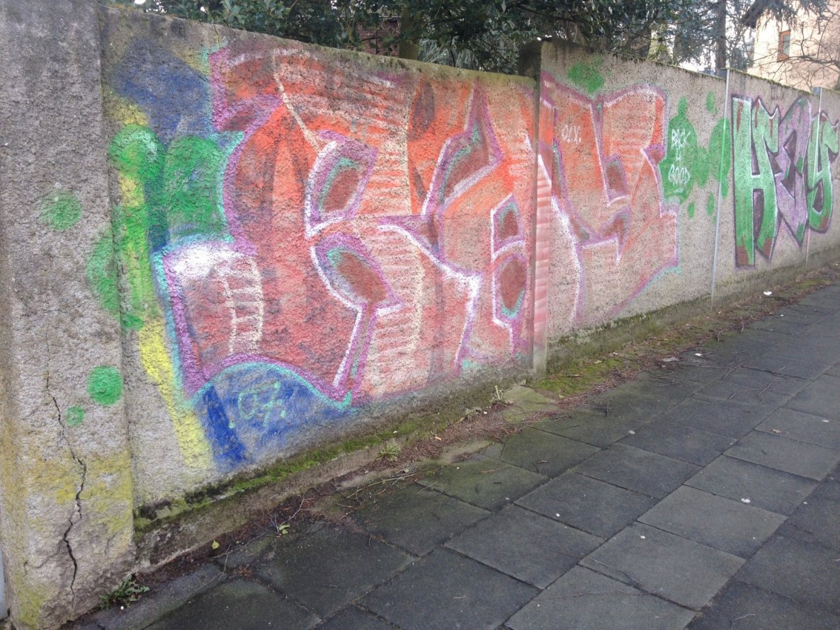 Graffiti Wall - Photo by lackgeruch - ray, rats, solingen