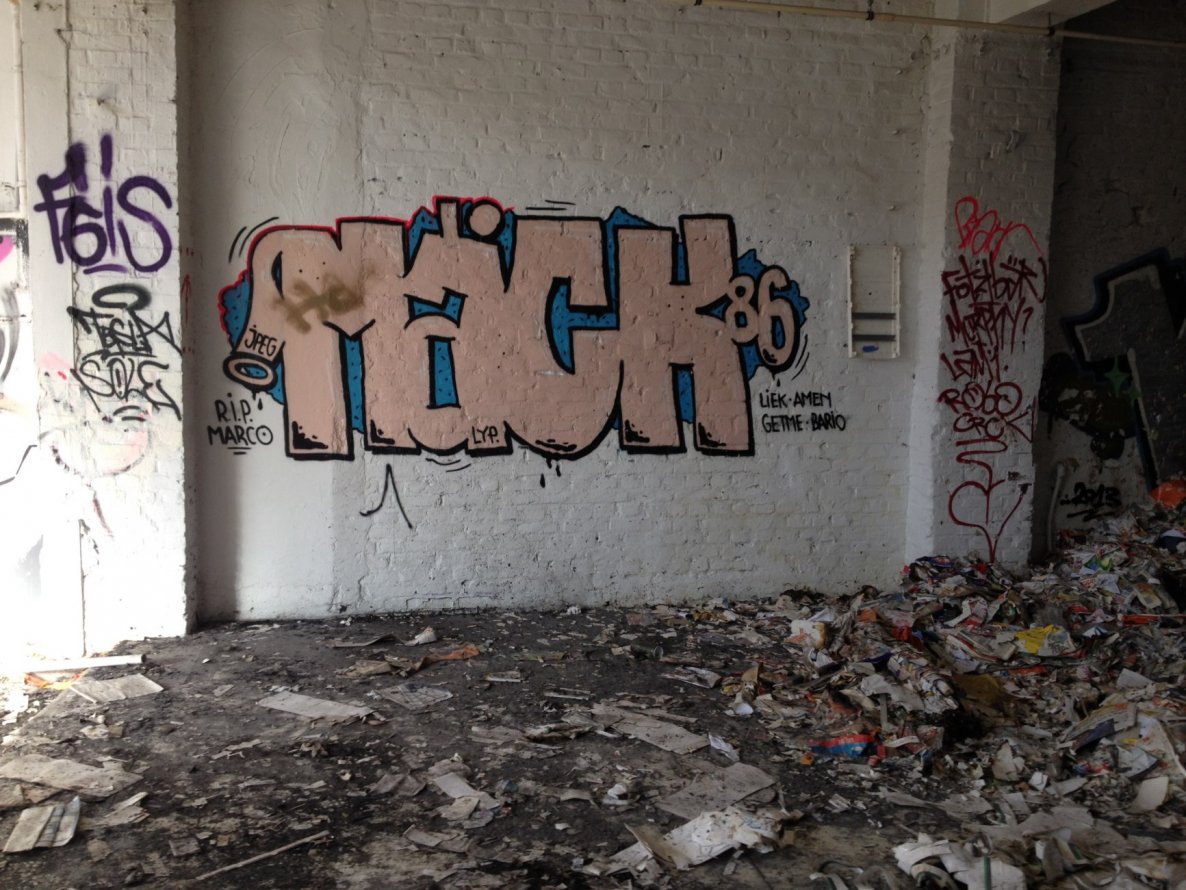 Graffiti Wall - Photo by lackgeruch - mäck, jpeg, lyp