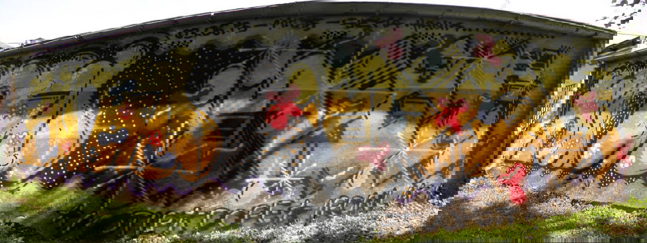 Graffiti Wall - Photo by las84r (2013)