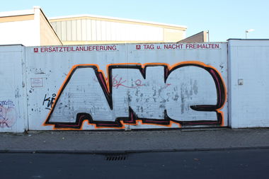 Graffiti Wall - Photo by lausbub (1999)