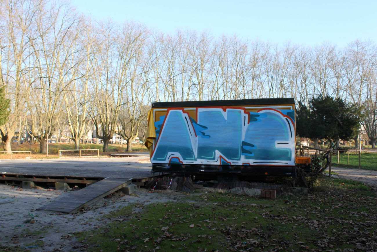 Graffiti Bombing - Photo by lausbub - ANC, SAARLAND (1999)