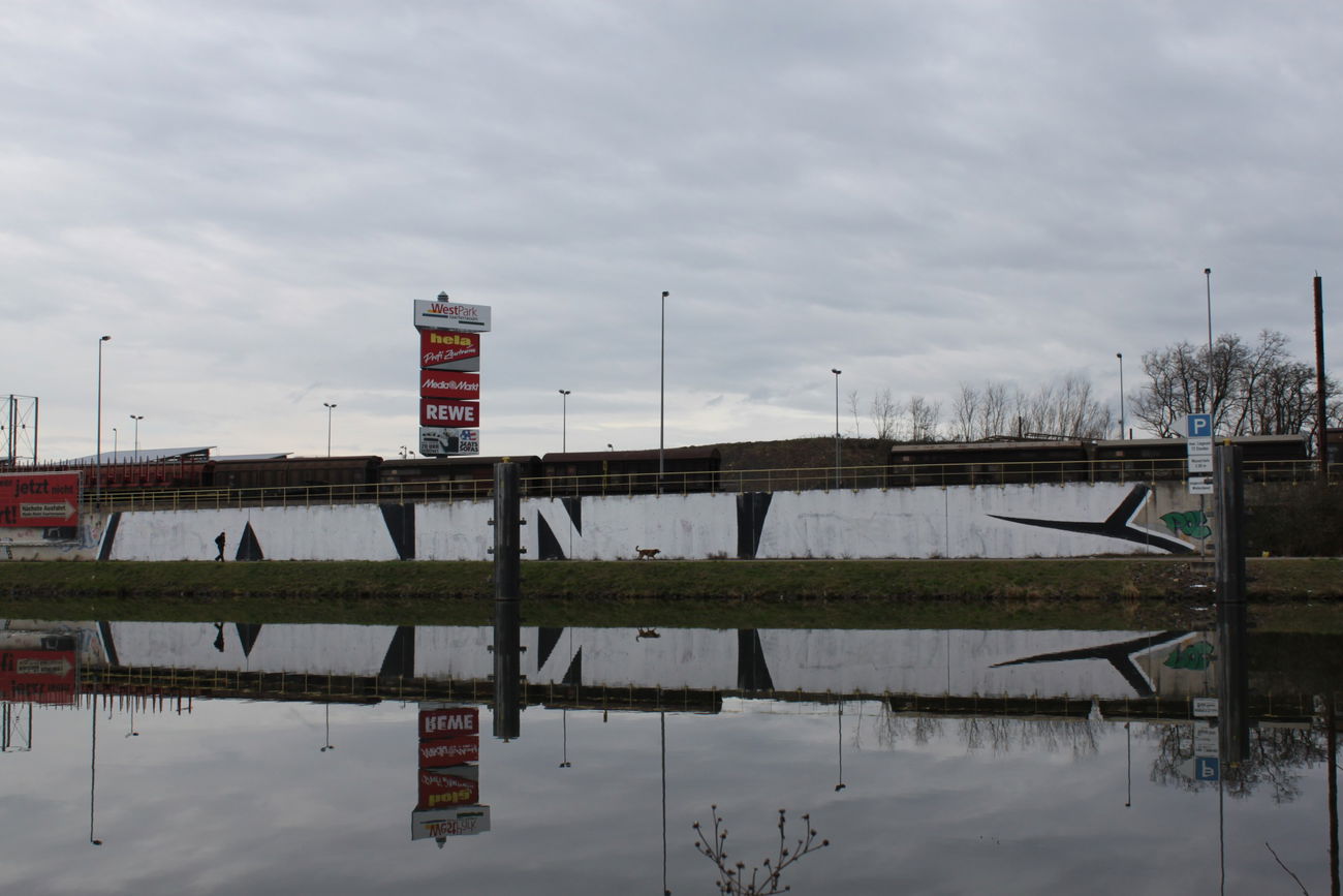Graffiti Bombing - Photo by lausbub - ANC, SAARLAND (1999)
