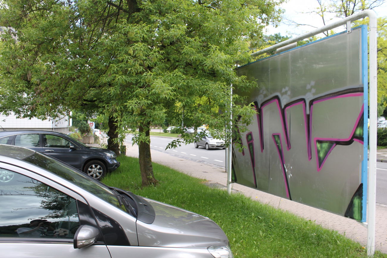 Graffiti Bombing - Photo by lausbub - ANC, SAARLAND (1999)