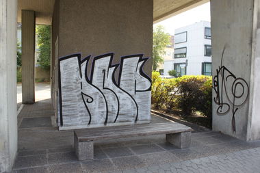 Graffiti Bombing - Photo by lausbub - ANC, SAARLAND (1999)