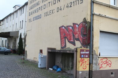 Graffiti Bombing - Photo by lausbub - ANC, SAARLAND (1999)