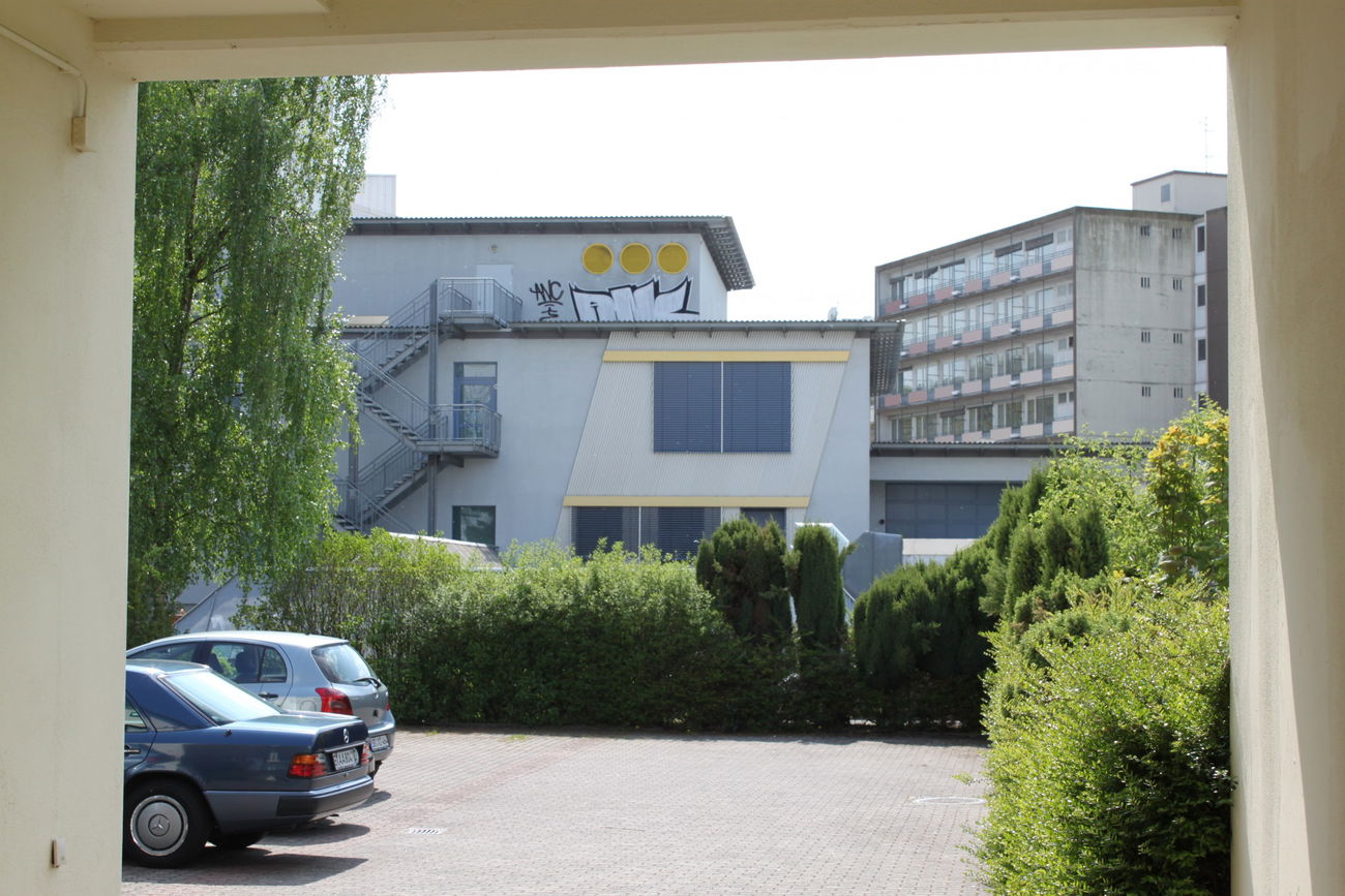 Graffiti Bombing - Photo by lausbub - ANC, SAARLAND (1999)