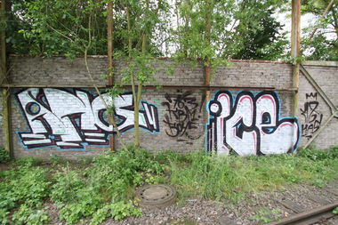 Graffiti Wall - Photo by lausbub (1999)