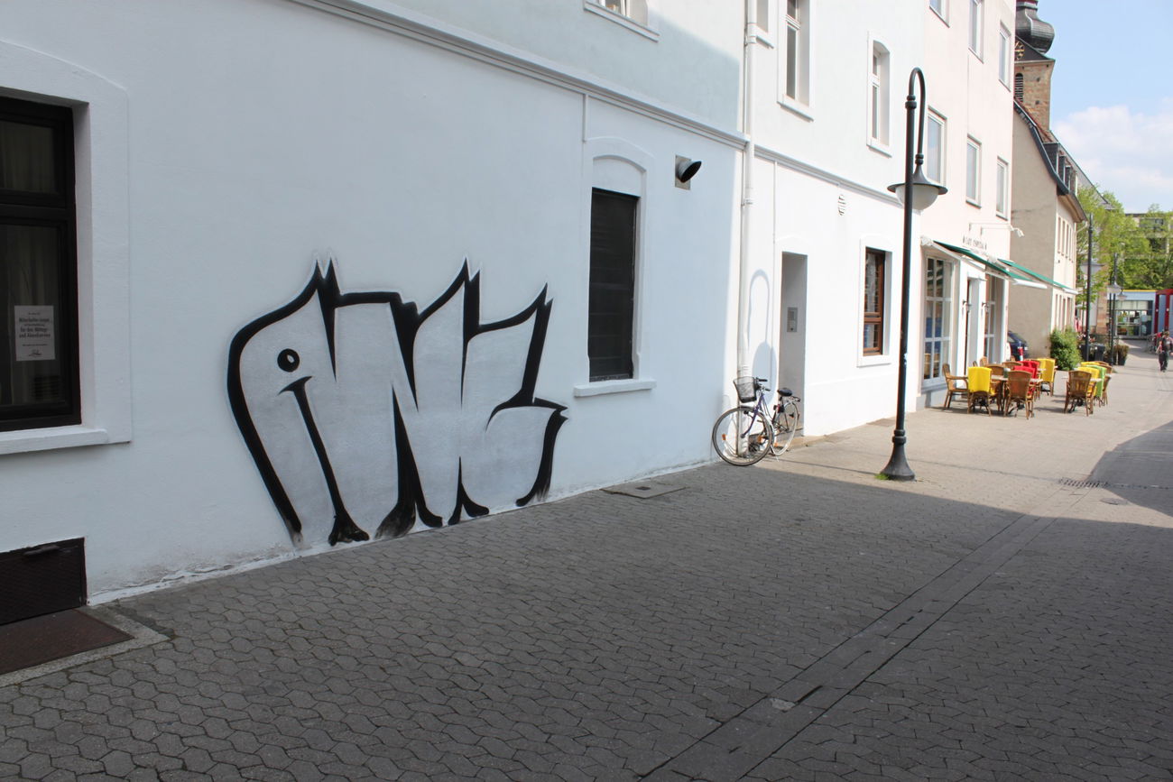 Graffiti Bombing - Photo by lausbub - ANC, SAARLAND (1999)