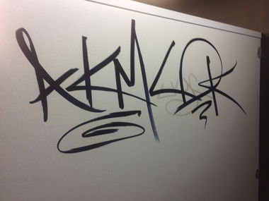 Graffiti Wall - Photo by ldkdl (2017)