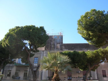 Graffiti Wall - Photo by ldkdl (2016)