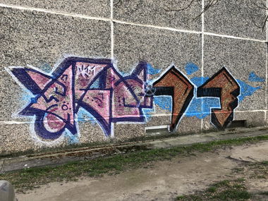 Graffiti Wall - Photo by ldkdl