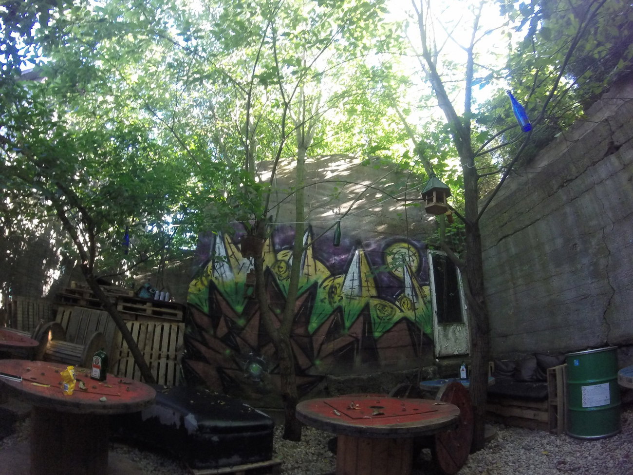 Graffiti Wall - Photo by ldkdl (2016)