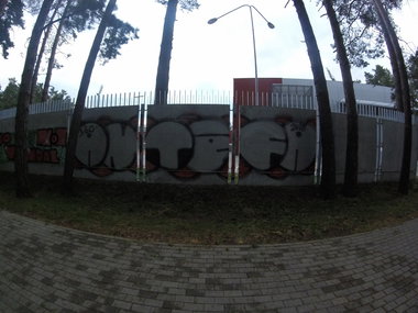 Graffiti Wall - Photo by ldkdl (2016)