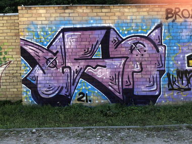 Graffiti Wall - Photo by ldkdl