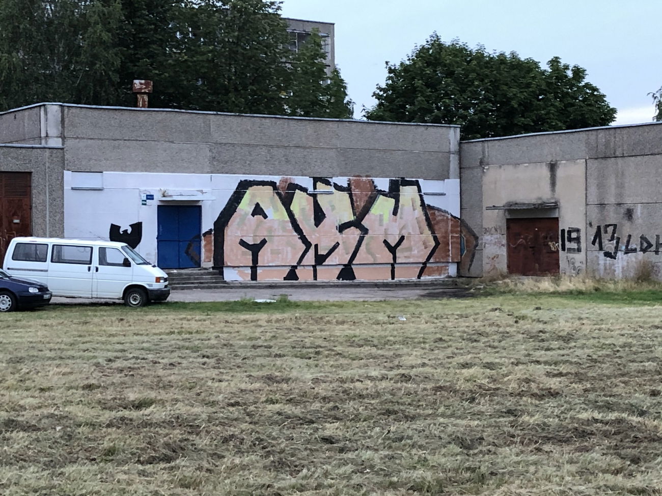 Graffiti Wall - Photo by ldkdl