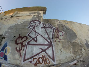 Graffiti Bombing - Photo by ldkdl