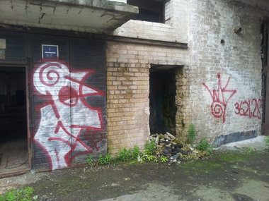 Graffiti Wall - Photo by ldkdl (2012)