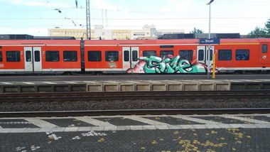 Graffiti Train in Bonn - Photo by leakne (2017)