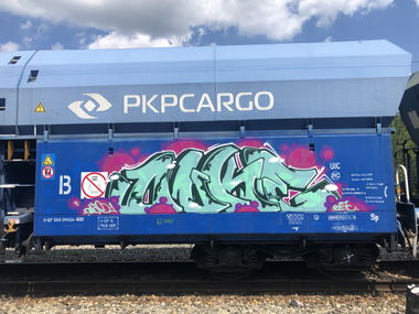 Graffiti Train in Poland - Photo by lecim - Dowód, uzależnienia, kontra (2022)