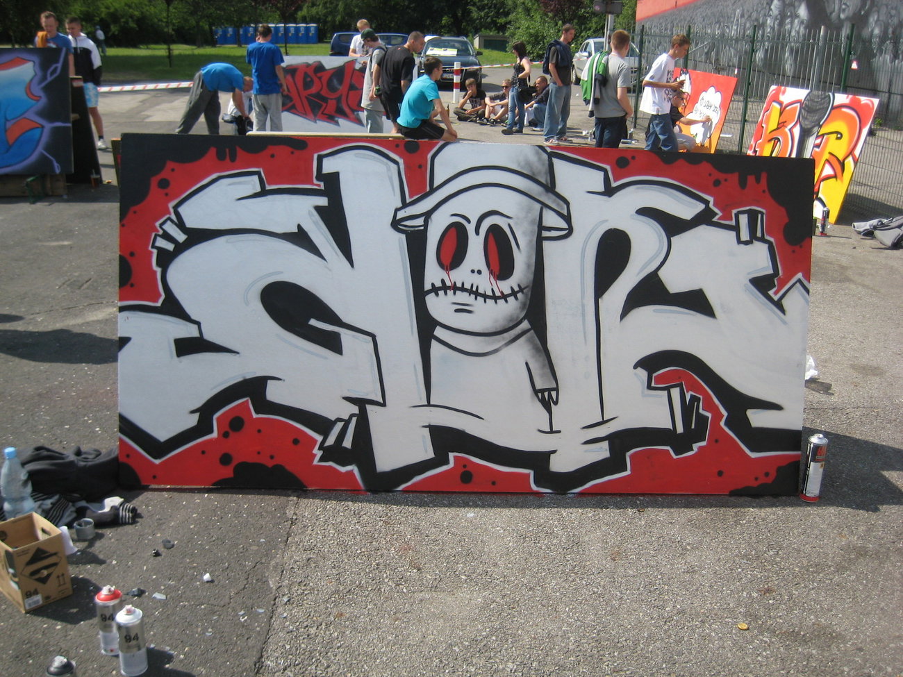 Graffiti Artwork - Photo by lecim