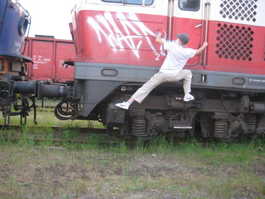 Graffiti Train - Photo by lecim (2012)