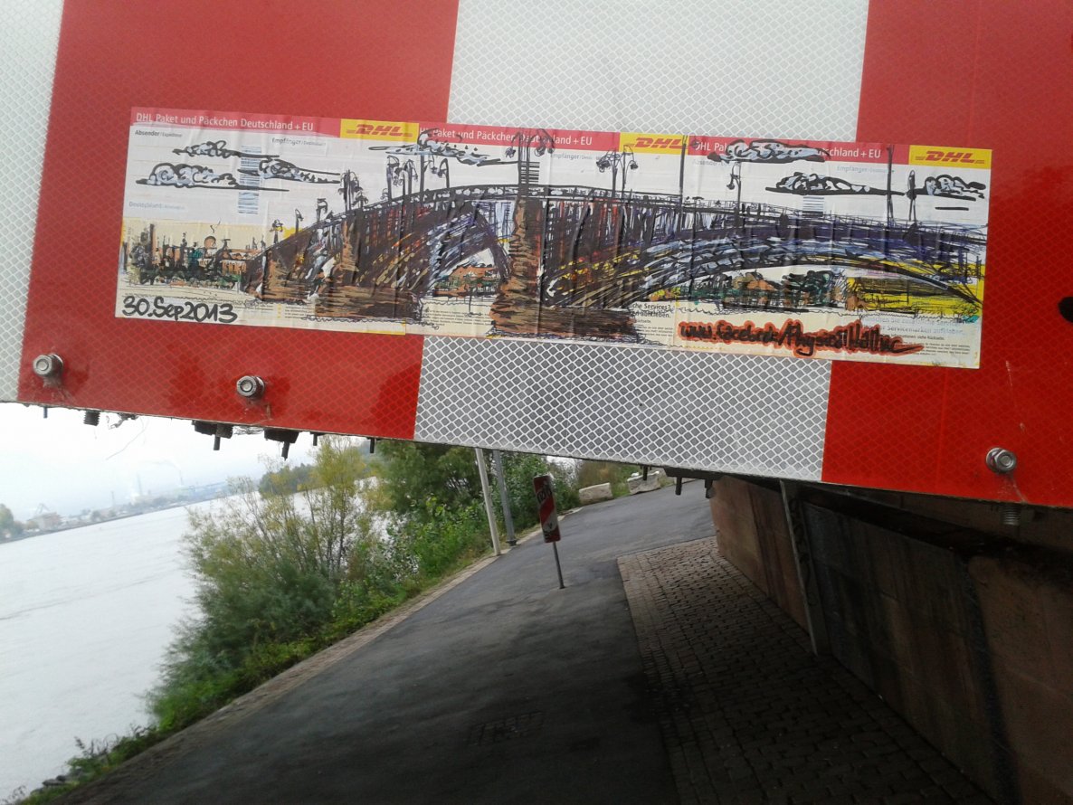 Graffiti Street Art in Wiesbaden - Photo by leminsc8 - physicalhalluc, ephemeral, art (2013)