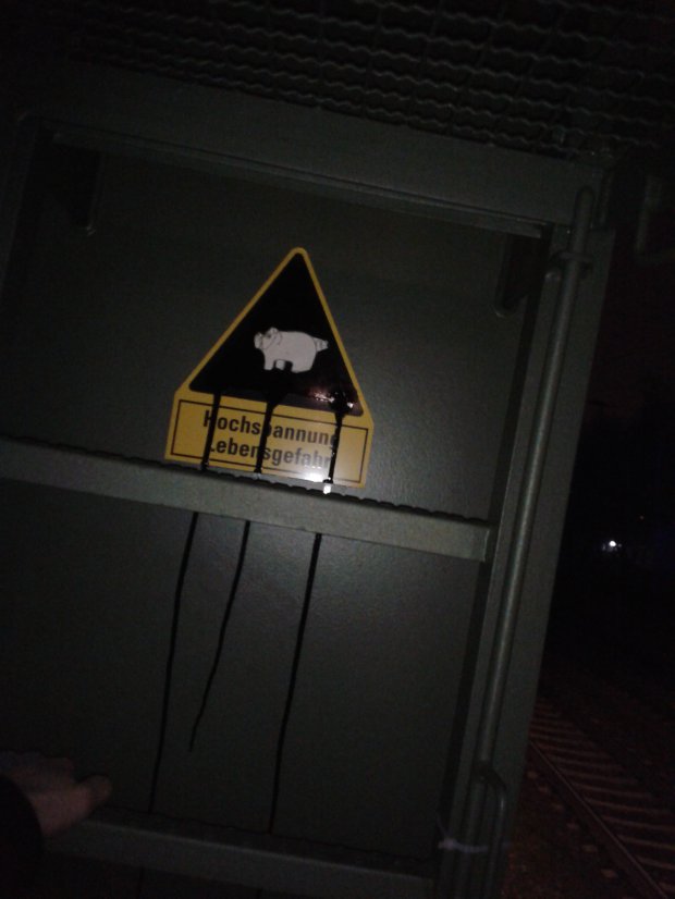 Graffiti Street Art in Wiesbaden - Photo by leminsc8 - cmc, dager, pig (2014)