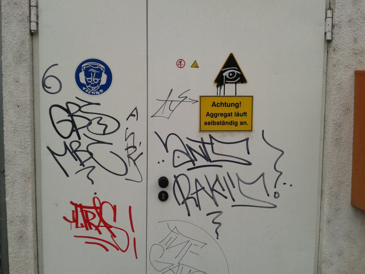 Graffiti Artwork in Mainz - Photo by leminsc8 - freak, ultras, ants (2014)