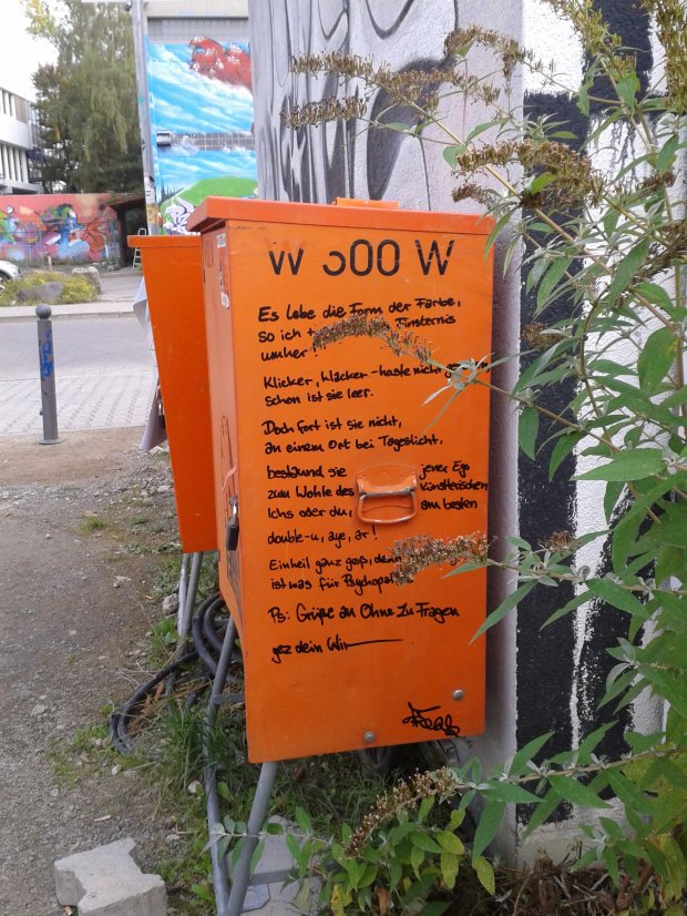 Graffiti Artwork in Wiesbaden - Photo by leminsc8 - freak, wir, ozf (2014)