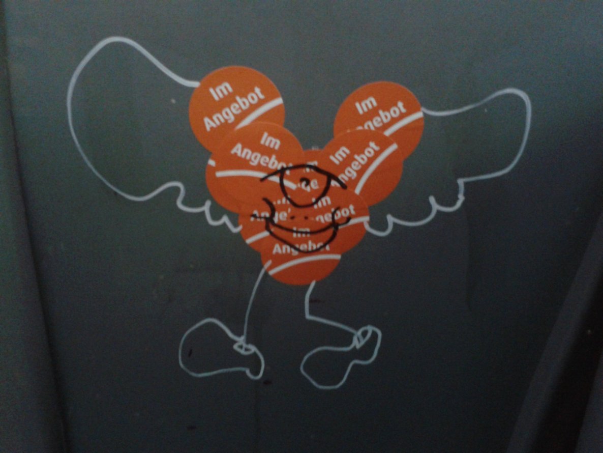 Graffiti Artwork - Photo by leminsc8