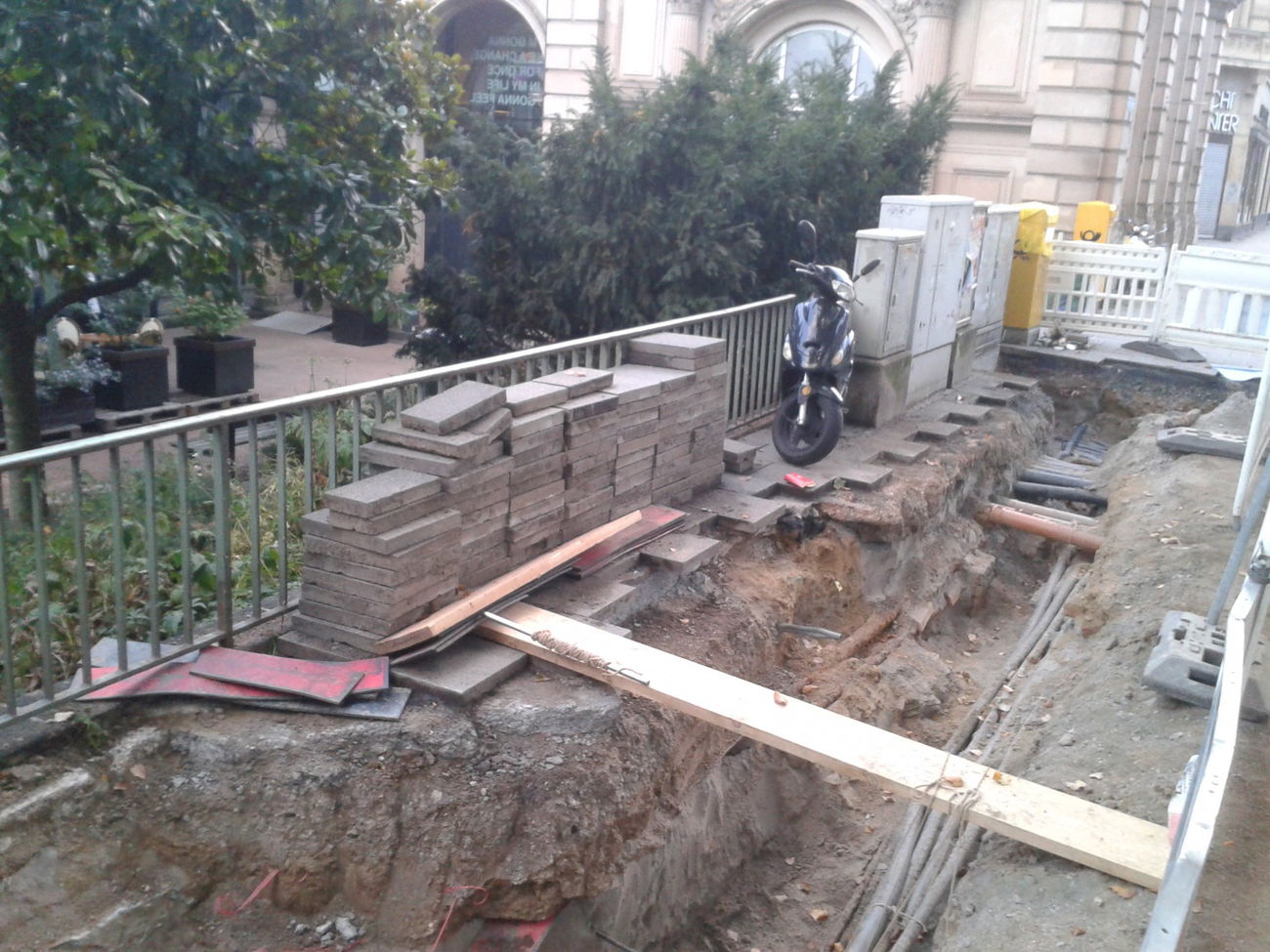 Graffiti Street Art in Wiesabden - Photo by leminsc8 (2015)