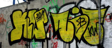 Graffiti Wall - Photo by lic73