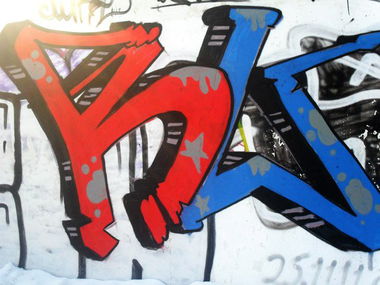 Graffiti Wall - Photo by lic73