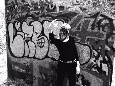 Graffiti Bombing - Photo by liebe (2014)